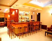 Dinos 자킨토스 타운